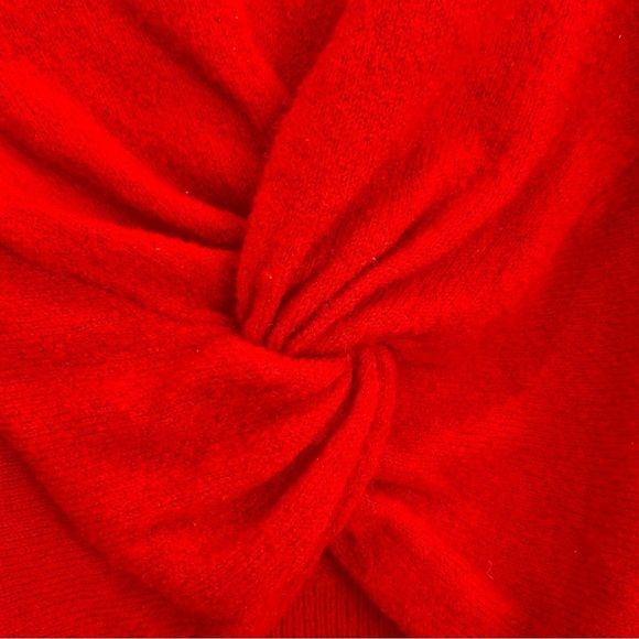 ❤️ Bright Red Knot-Front Long Sleeves V-Neck Brushed Knit Sweater - Picture 4 of 8